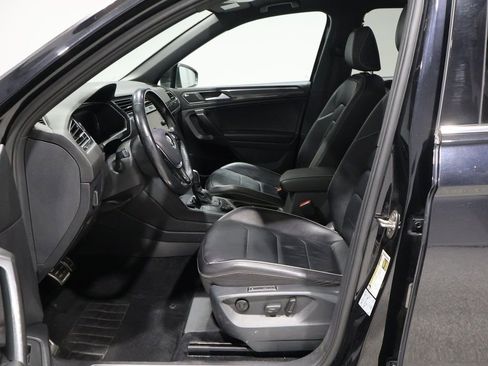 Used 2021 Volkswagen Tiguan SEL Premium R-Line image 12