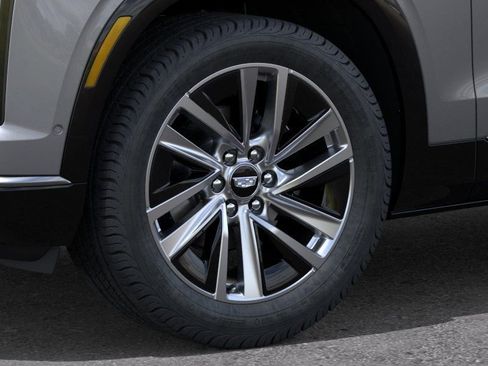 New 2026 Cadillac Vistiq Luxury w/ LPO, Floor Liner Package AWD/4WD image 9