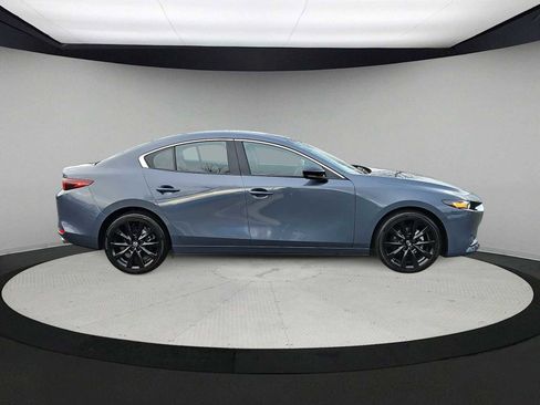 Used 2023 MAZDA MAZDA3 s image 9
