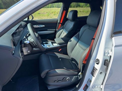 New 2026 Genesis GV70 2.5T Sport Prestige AWD/4WD image 18