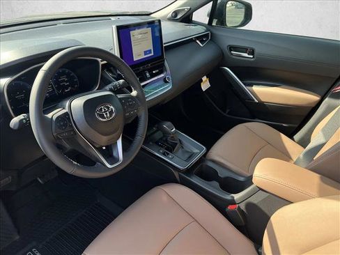 New 2026 Toyota Corolla Cross XLE image 3