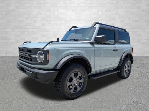 Used 2023 Ford Bronco 2-Door AWD/4WD image 5