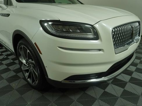 Used 2022 Lincoln Nautilus Reserve w/ Equipment Group 201A FWD image 10