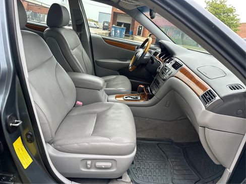 Used 2006 Lexus ES 330 image 24