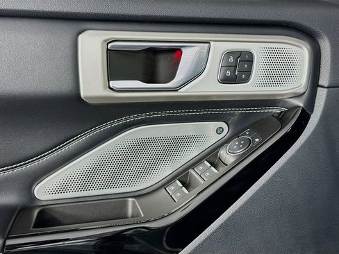 Used 2021 Ford Explorer ST w/ Equipment Group 401A image 19