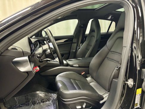 Used 2018 Porsche Panamera 4 AWD/4WD image 15