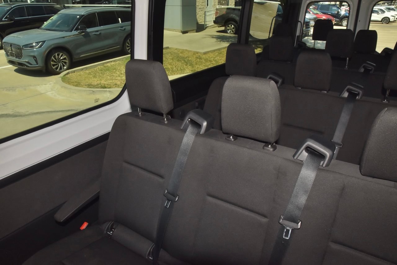 Used 2025 Mercedes-Benz Sprinter 2500 image 20