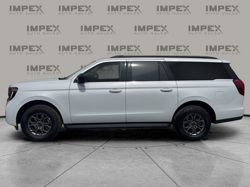 Used 2025 Ford Expedition Max Active image 2
