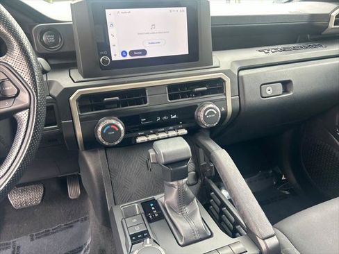 Certified 2024 Toyota Tacoma SR w/ SR Upgrade Package AWD/4WD image 17