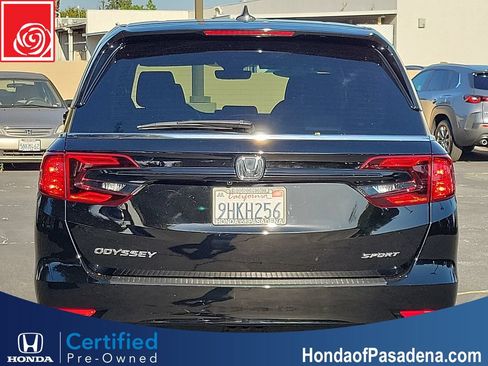 Certified 2023 Honda Odyssey Sport image 3