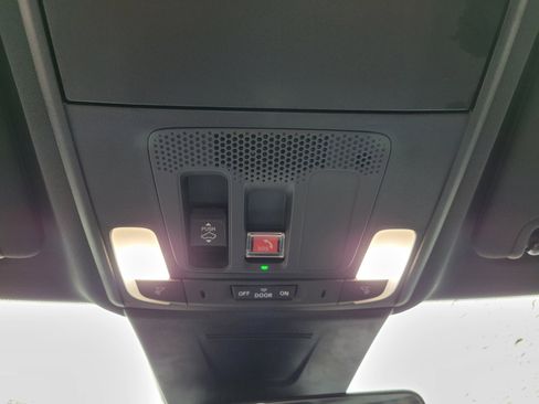 Certified 2025 Honda Civic Sport Touring image 30