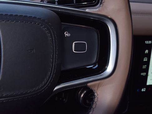 Certified 2025 Lincoln Navigator Black Label image 27