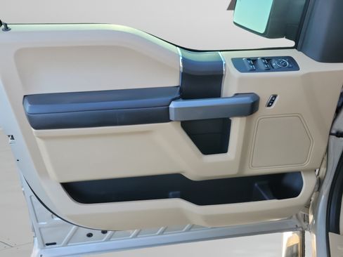 Used 2018 Ford F150 XLT w/ Equipment Group 301A Mid RWD image 17