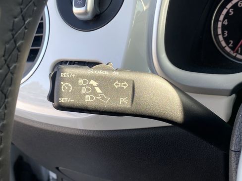 Used 2016 Volkswagen Beetle 1.8T SEL image 25