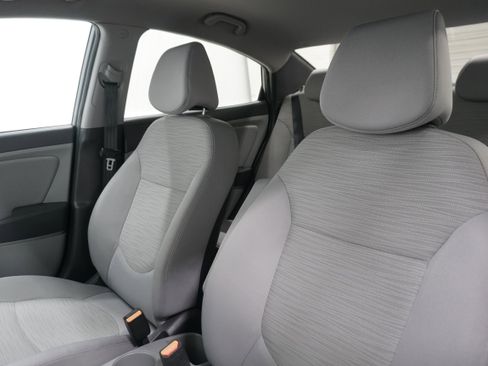 Used 2016 Hyundai Accent SE FWD image 11