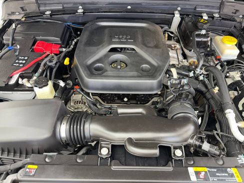 Used 2023 Jeep Wrangler Unlimited Sport AWD/4WD image 55