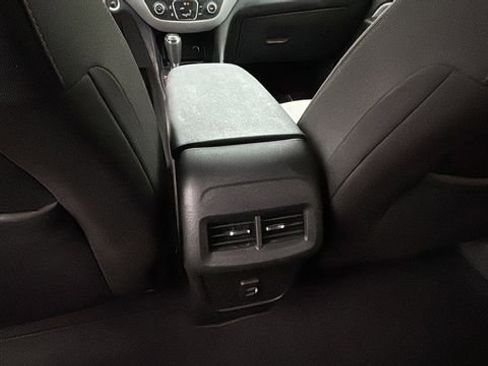 Used 2021 Chevrolet Equinox LS w/ LS Convenience Package image 20