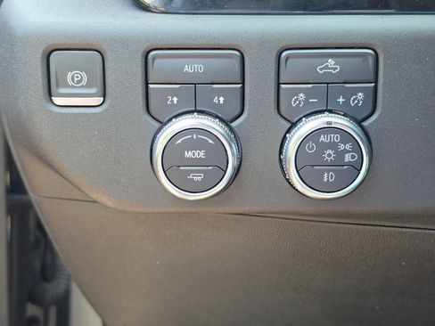 Used 2023 GMC Sierra 1500 Elevation AWD/4WD image 19