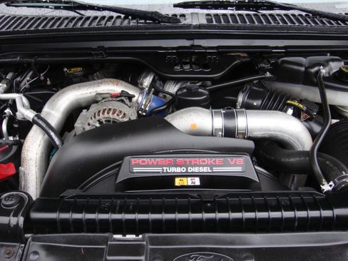 Used 2004 Ford F250 XL image 19