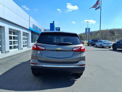 Used 2018 Chevrolet Equinox LT image 6