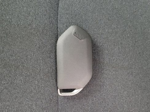 Used 2025 Kia K4 FWD image 32