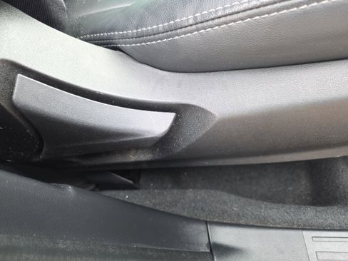 Used 2020 Subaru Forester Limited image 30