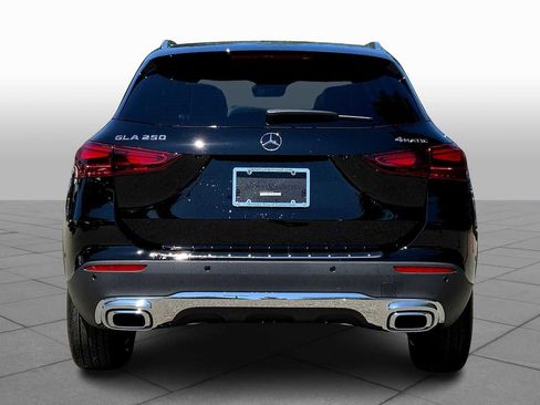 Certified 2026 Mercedes-Benz GLA 250 4MATIC image 4