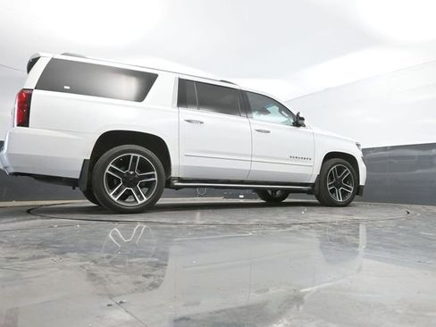 Used 2018 Chevrolet Suburban Premier AWD/4WD image 54