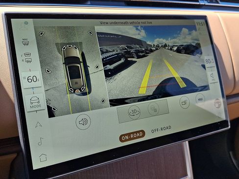 New 2025 Land Rover Range Rover Long Wheelbase SE image 15