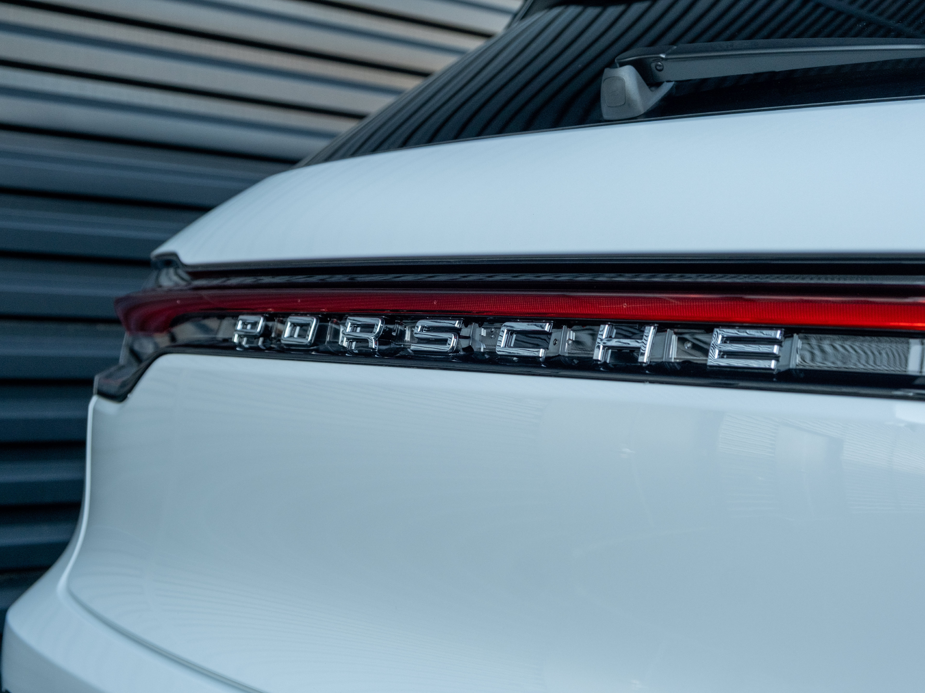Certified 2026 Porsche Macan AWD/4WD image 17