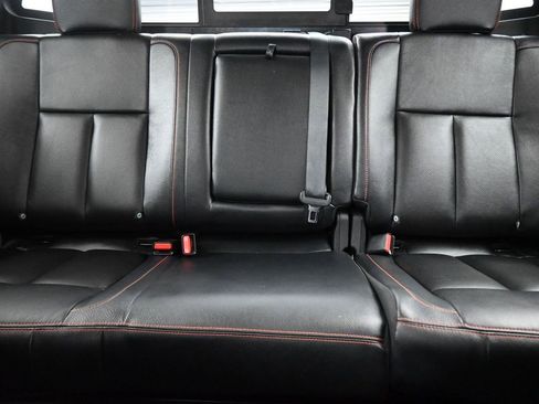 Used 2023 Nissan Titan PRO-4X w/ Pro-4x Convenience Package image 35