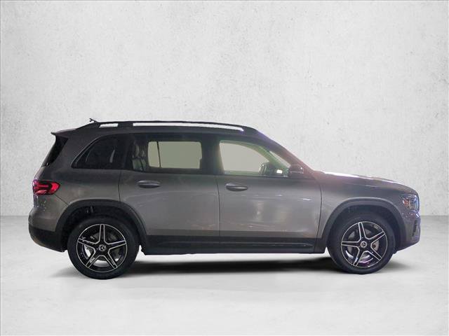 Used 2026 Mercedes-Benz GLB 250 image 4