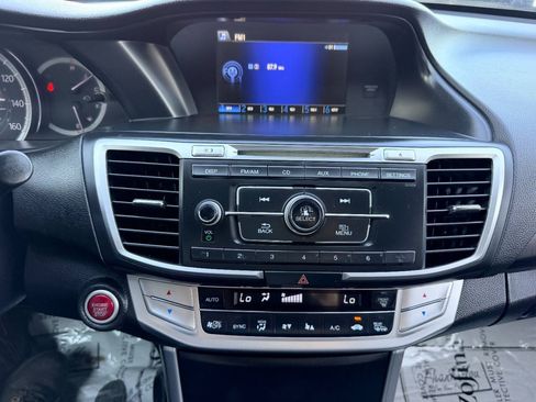 Used 2015 Honda Accord EX image 35