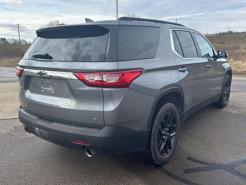 Used 2020 Chevrolet Traverse LT w/ LPO, Black Accent Package image 6