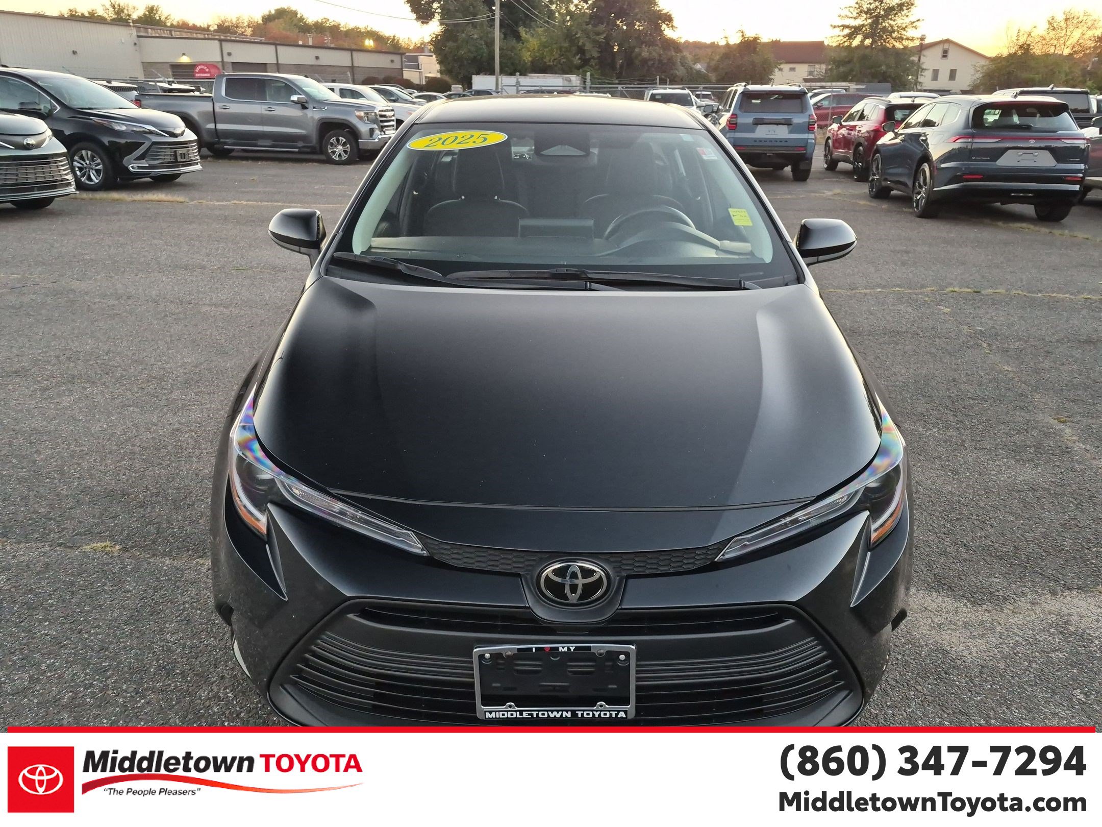 Certified 2025 Toyota Corolla LE FWD image 8