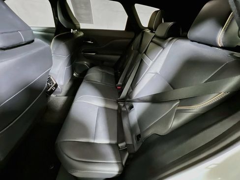 Certified 2025 Toyota Crown Signia AWD/4WD image 21