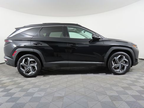 Used 2024 Hyundai Tucson Limited image 47