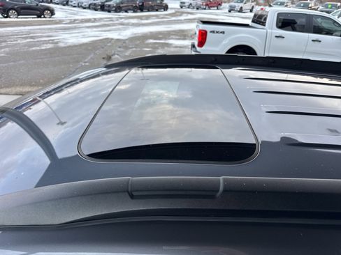 Certified 2022 Ford EcoSport SE w/ SE Appearance Package image 21