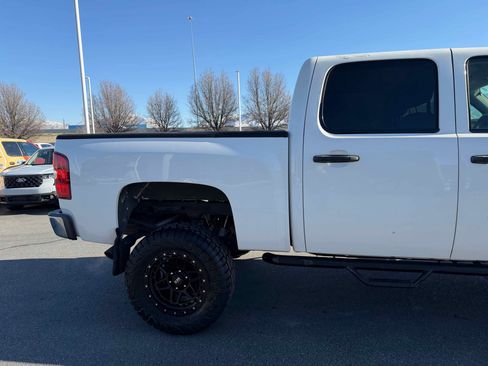 Used 2013 Chevrolet Silverado 1500 LT image 8