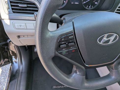 Used 2017 Hyundai Sonata Sport image 17