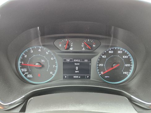 Used 2024 Chevrolet Equinox LS image 27