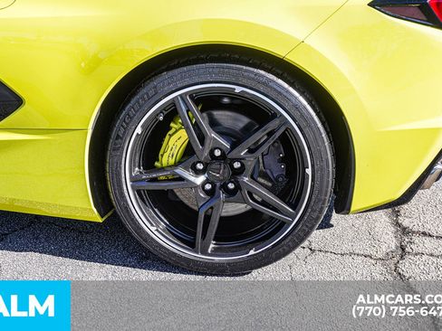 Used 2022 Chevrolet Corvette Stingray w/ Z51 Performance Package image 14