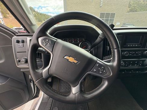 Used 2015 Chevrolet Silverado 2500 LT RWD image 2