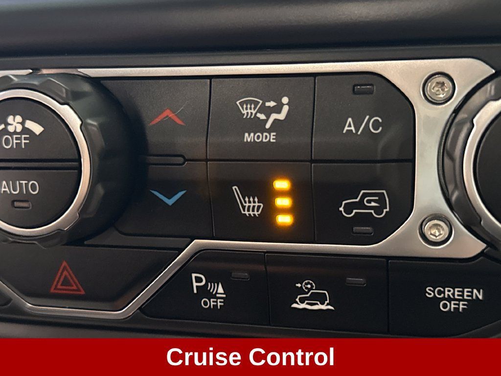 Used 2020 Jeep Gladiator Rubicon AWD/4WD image 17