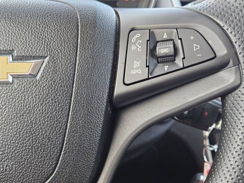 Used 2018 Chevrolet Trax LS FWD image 32