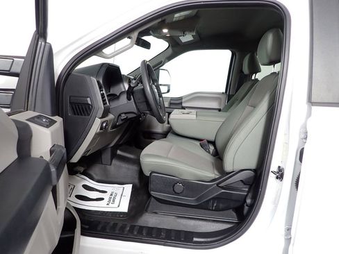 Used 2021 Ford F250 XL w/ Power Equipment Group image 20