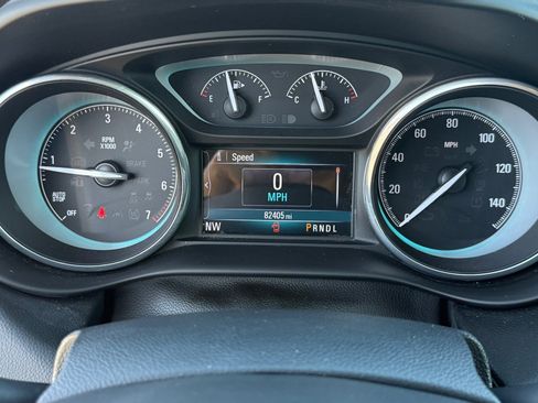 Used 2018 Buick Envision Essence image 16