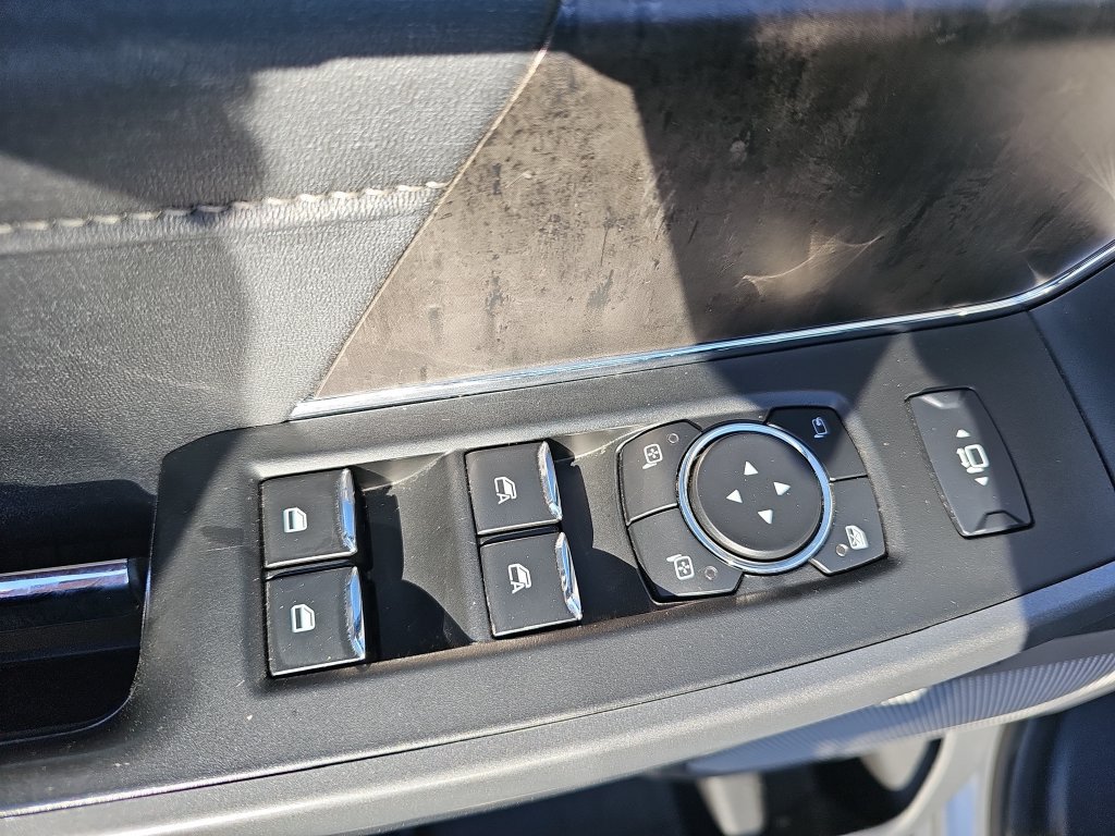 Used 2023 Ford F250 Lariat w/ Tremor Off-Road Package AWD/4WD image 27
