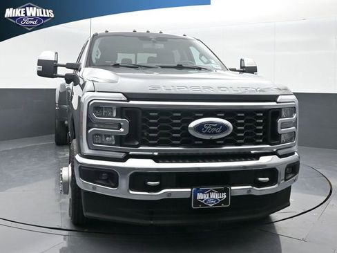Used 2024 Ford F350 Lariat w/ Lariat Ultimate Package image 2