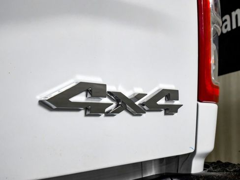 Used 2024 RAM 3500 Big Horn image 47